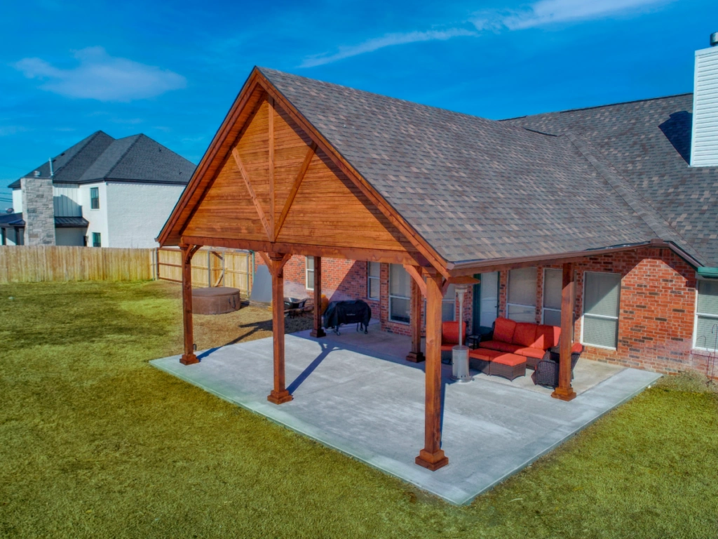 Gable Oakwood Ct