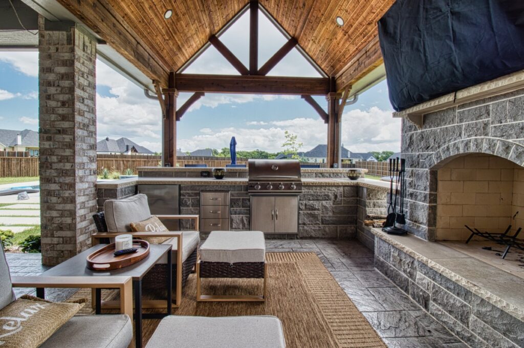 outdoor kitchen
