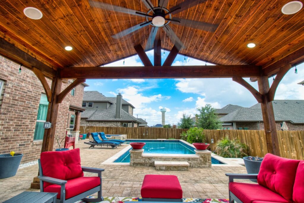 ceiling fan in patio cover ceiling