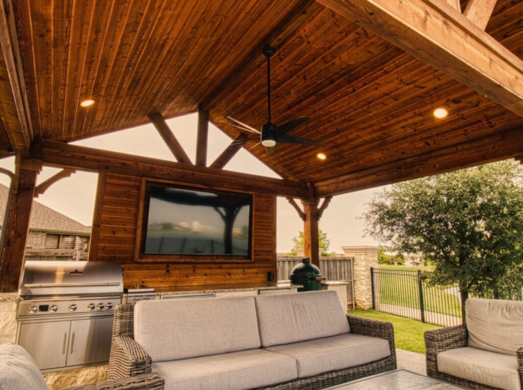 Building an Outdoor Kitchen in Texas? 7 Things to Decide Before Construction Starts